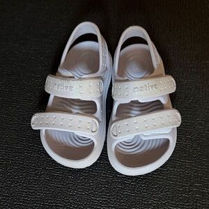 Native Toddler Light Purple Glitter Sandals